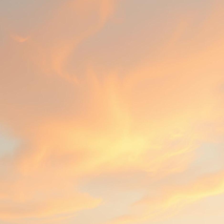 Dream : A sky peach in a dream