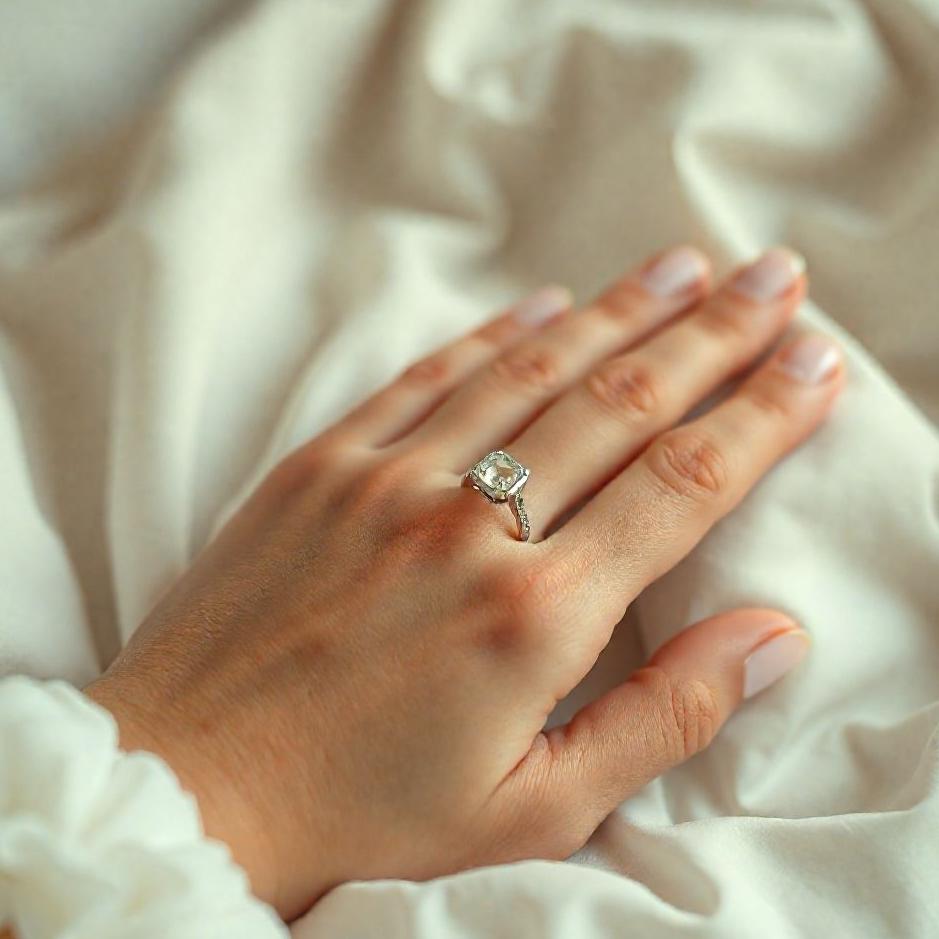 Dream : A wedding ring on your ex-lover's finger in a dream