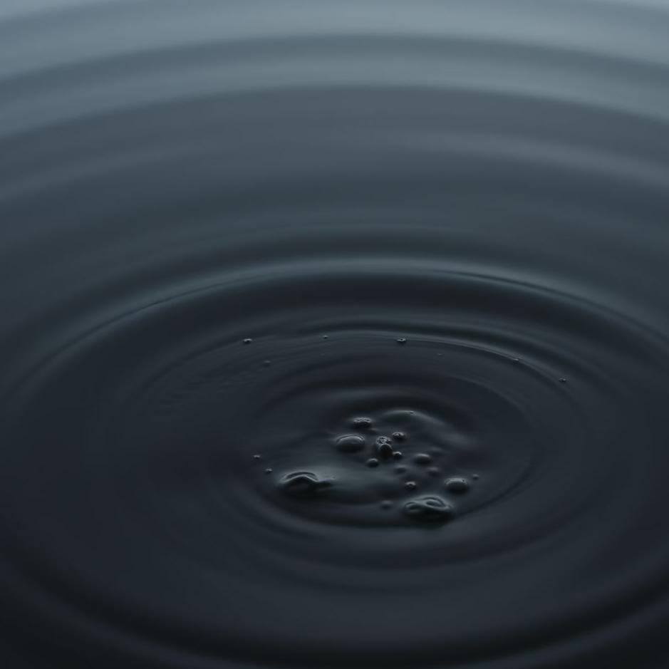 Dream : Black pee in a dream