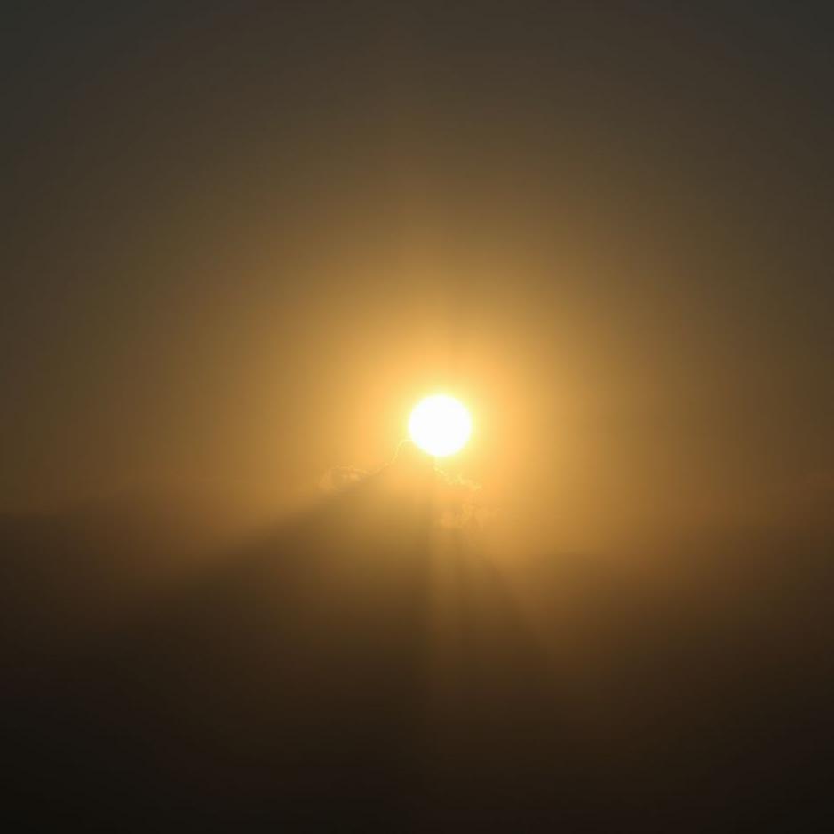 Dream : Darkened by the sun in your dream