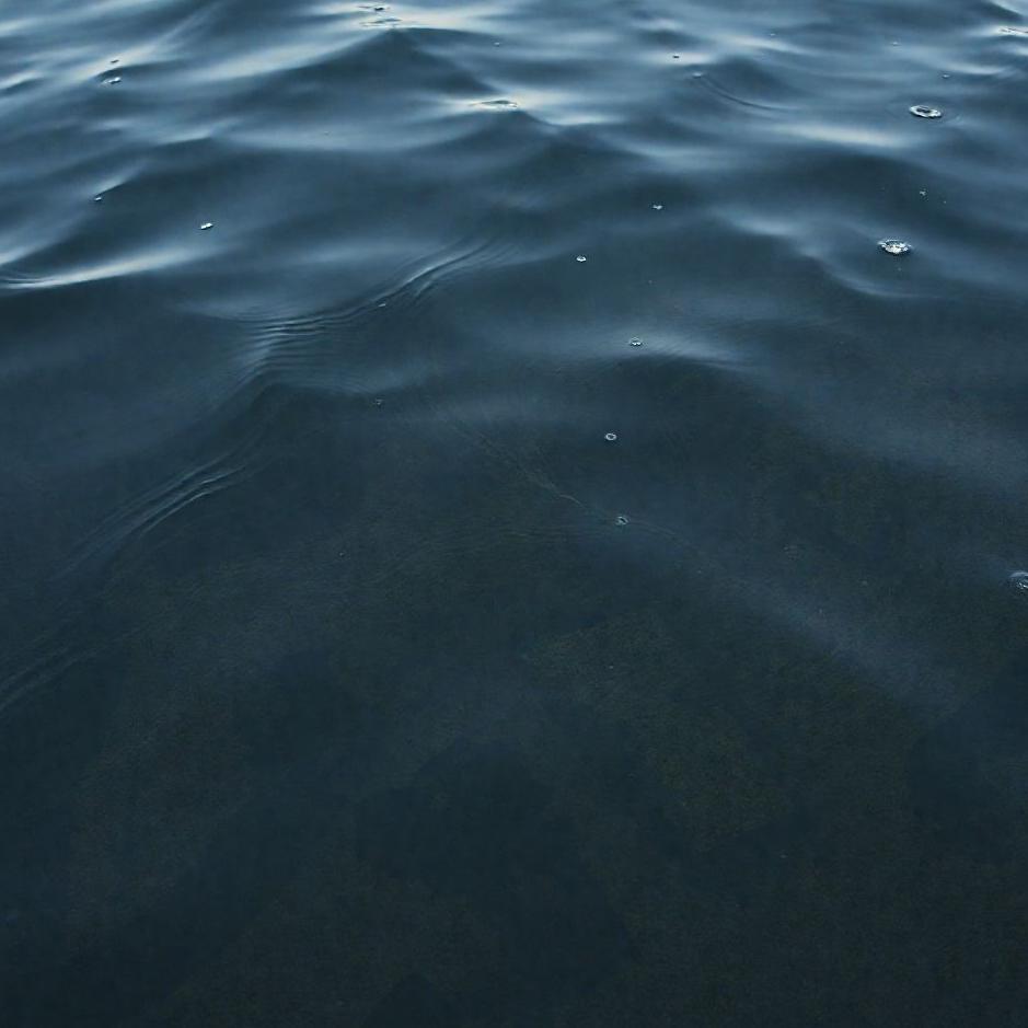 Dream : Dirty black water in a dream