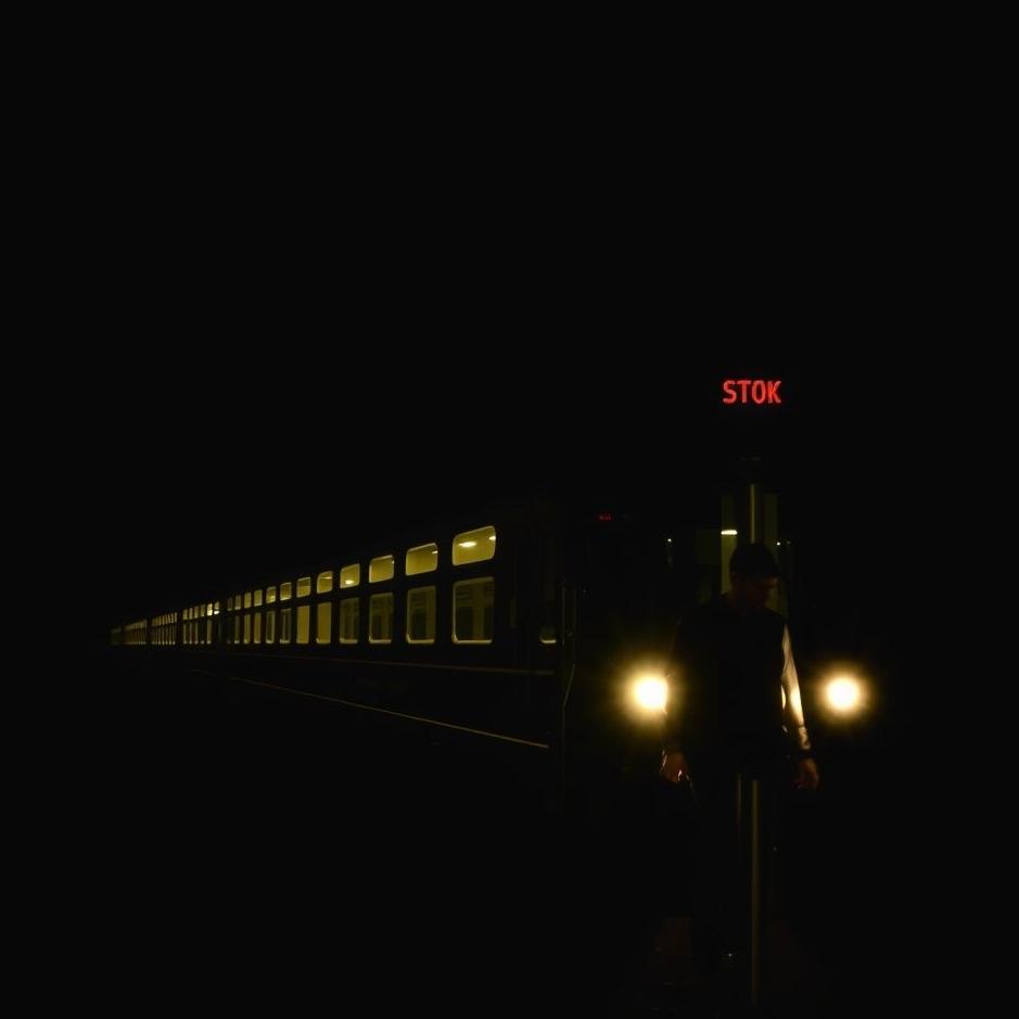 Dream : Getting on a train in the dark in your dream