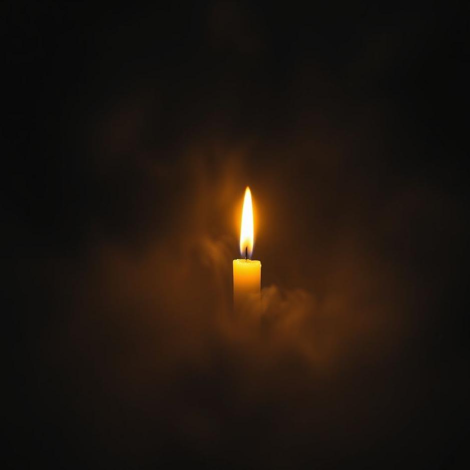 Dream : Lighting a candle in the dark in a dream